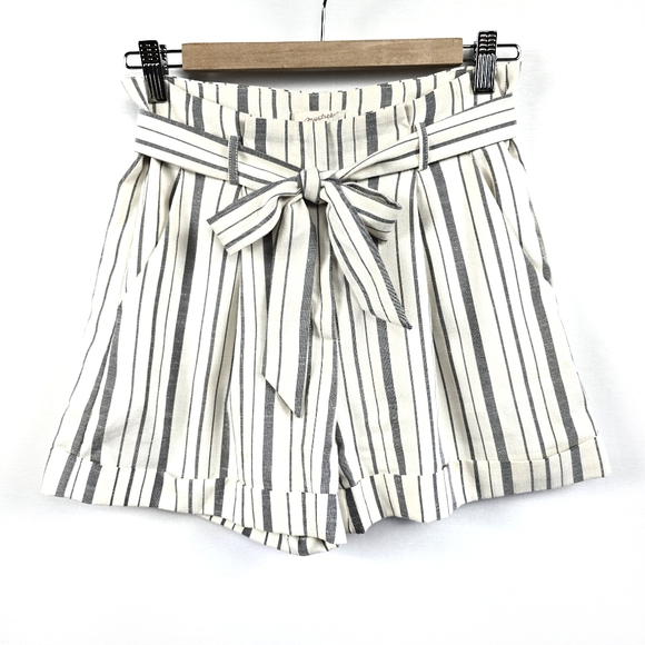 Mystree Stripe Short Tie Front Size Small - Picture 1 of 14
